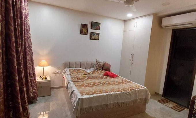 Hadapsar Apartment | Experience Royal Nest Premium at Amanora Park Town