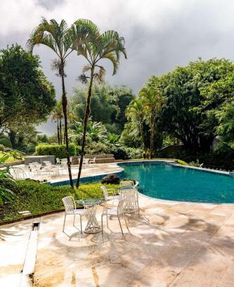Santa Rosa Hotel | Elegant Royal Palm Galapagos: Oceanfront Retreat with Spa