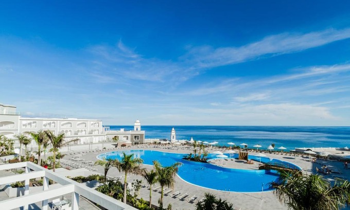 Morro Jable Resort | Indulge at Royal Palm Resort & Spa - Oceanfront Escape