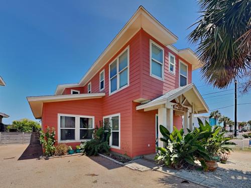 Port Aransas House | Royal Palm