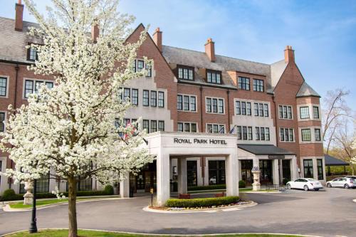 Rochester Hotel | Discover Royal Park Hotel: Eco-Friendly & Pet Friendly Stays