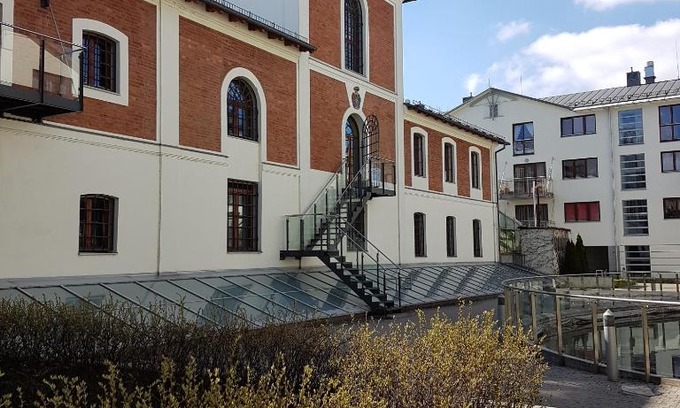Wilanow Apartment | Guest Rated: 9.3 - Royal Place Apartment with Private Pool