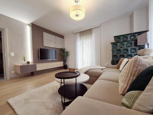 Bad Ischl Apartment | Family-Friendly Royal Retreat with Exceptional Guest Ratings