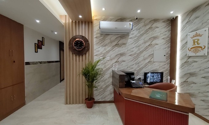 Lucknow Hotel | Royal Rooms and Banquet