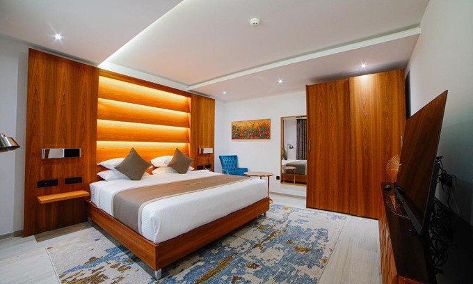 Hydra Hotel | Relax at Royal Sahel: 4-Star Family-Friendly Retreat