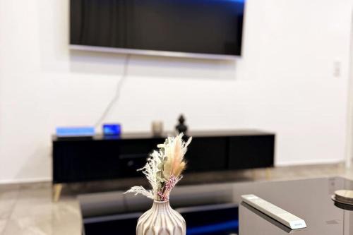 Nuttlar Apartment | Delightful Getaway at Sweet Escape - Rated 10/10!
