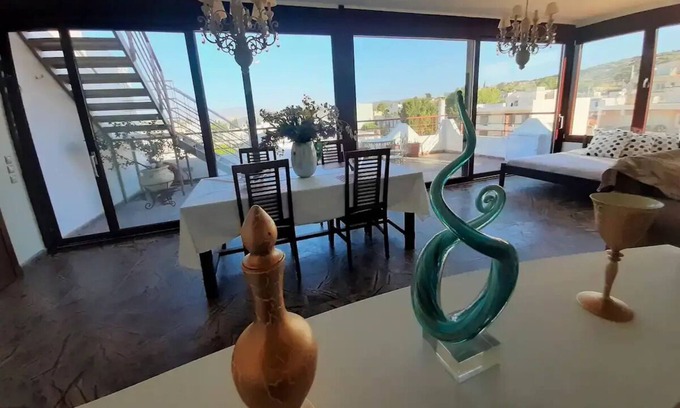Kropia Apartment | Elegant Royal View Apartment Near Athens Airport, 10/10 Rating
