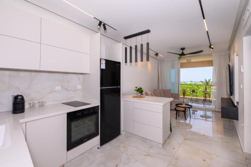 Caesarea Apartment | Elegant Suite Marina Caesarea with Ocean Views & Private Pool