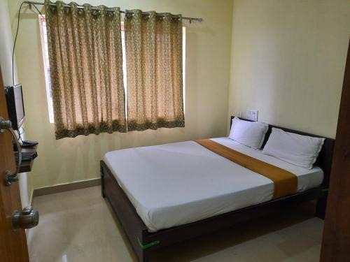Mysore Cabin | Cozy Royal Suvarna Comforts: Family-Friendly & Accessible