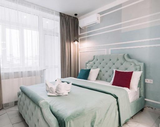 Kyiv Apartment | Elegant Royal Tower VIP Smart Apartments - Family-Friendly Stay