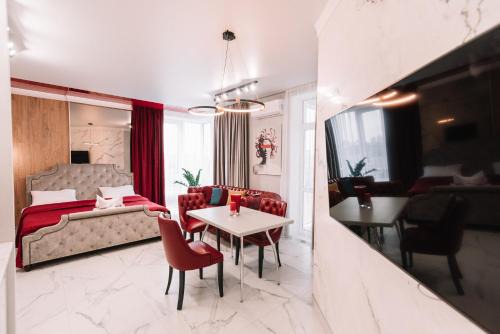 Kyiv Apartment | Discover Royal Tower VIP Smart Apartments - 4 Star Excellence