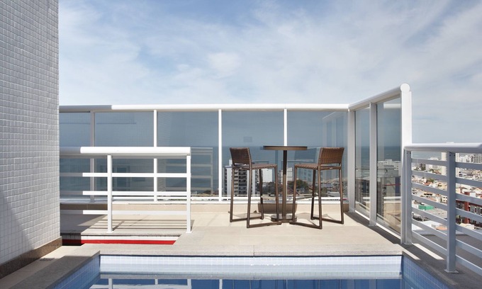 Macae Hotel | Discover Royal Urban Macaé Hotel: Pool & Spa Retreat