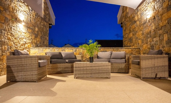 Nikita House | Ocean View Royalty Suites Seaside - Guest Rated 9.8/10