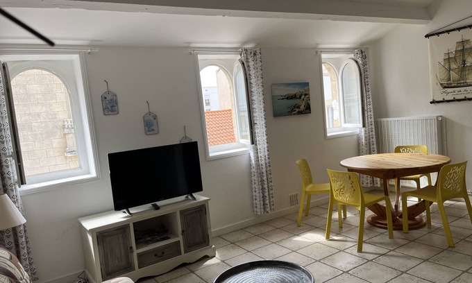Pontaillac Apartment | Discover ROYAN PONTAILLAC: Ocean View Villa, 9.8/10 Rating