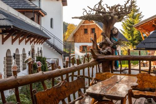 Dolny Kubin House | Discover Rozprávková dedinka: Pet-Friendly Family Getaway