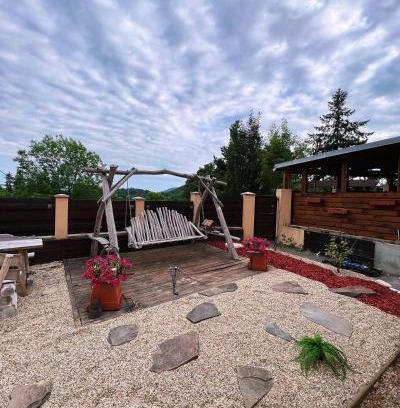 Stiavnicke Bane House | Rozprávkový domček blízko jazera