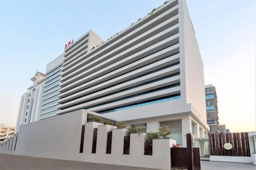 Rajkot Hotel | Cozy RPJ Hotel Rajkot with Pool and Ocean Views