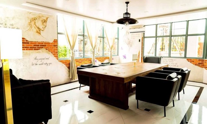 Bang Na Hotel | Discover RoomQuest Bangkok Sukhumvit 107: 10/10 Rated Retreat