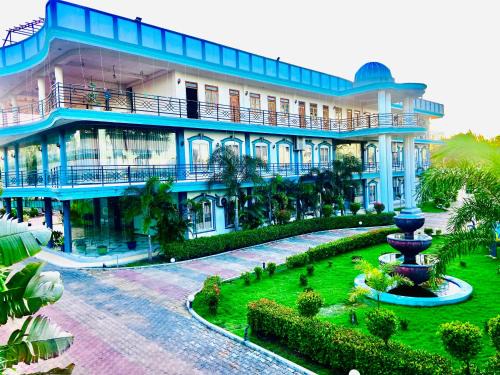 Kilinochchi Hotel | RS Green Barathi