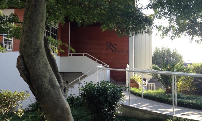 Vila Nova de Famalicao House | Family-Friendly RS Sobreiro with Dining Options Awaiting You