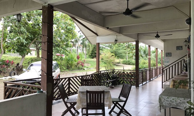 Semporna Hotel | Guest Rated 9/10 - RTMS Guesthouse Semporna with Breakfast