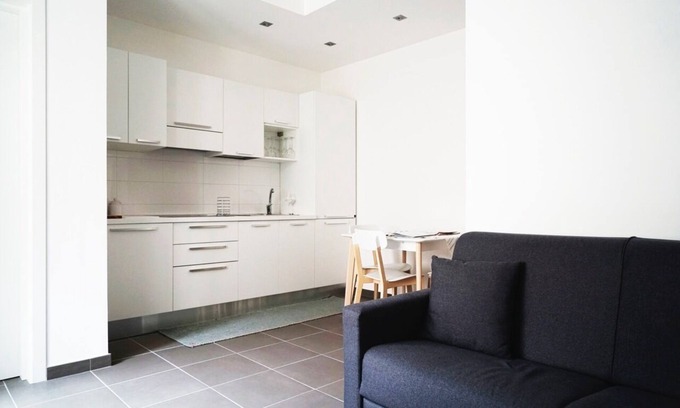Trapani City Centre Apartment | Elegant Rua Nova Suite: 2-Bedroom Apartment by the Sea