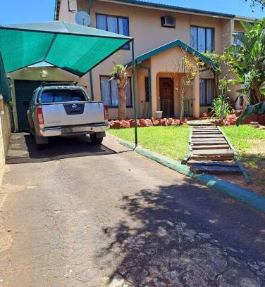 Bluff House | Cozy Rubie's Self-Catering Home with Pool & Family Fun