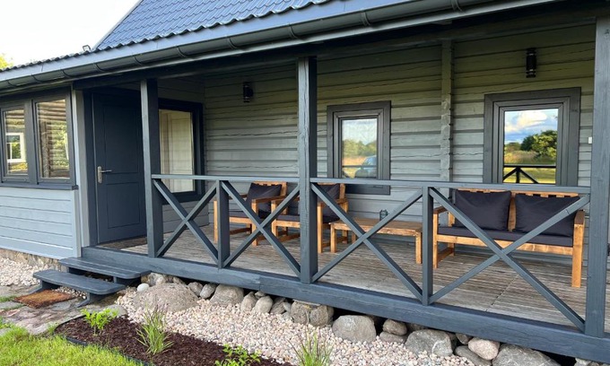 Anyksciai House | Idyllic Rubikių Meldynas: 4-Star Beachfront Retreat