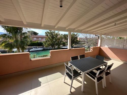 Tonnarella Apartment | Relax at Rubino: Pet-Friendly with Ocean View & Pool