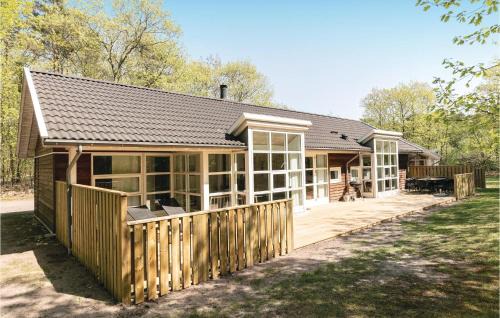 Hasle House | Relax at Rubinsøen Skovhuse - Pet Friendly & Family Ready