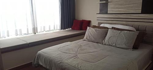 Catur Tunggal Apartment | Oceanfront Ruby Apartment #10 with Pool and Child-Friendly Perks