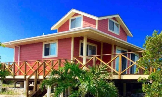 Staniel Cay Villa | Ruby Hotel: Ocean View Retreat with Complete Privacy