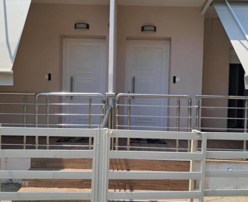Nei Pori Apartment | Family-Friendly Ruby's Apartments in Scenic Platamonas