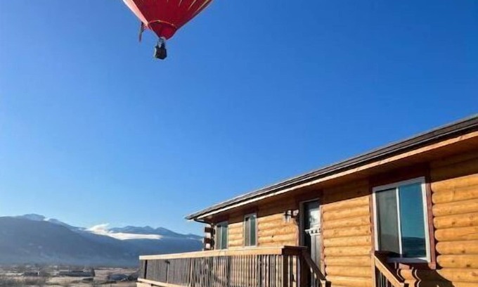 Whitehall Cabin | Relaxing Ruby Valley Retreat with Family-Friendly Amenities