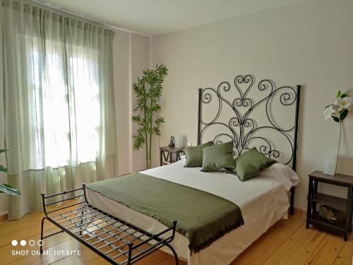 Montanchez House | Unforgettable Stay at Rucanon 1: Family-Friendly Retreat