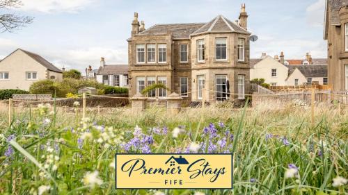 Earlsferry House | Ruddon Grange: Oceanfront Haven with Pet-Friendly Comfort