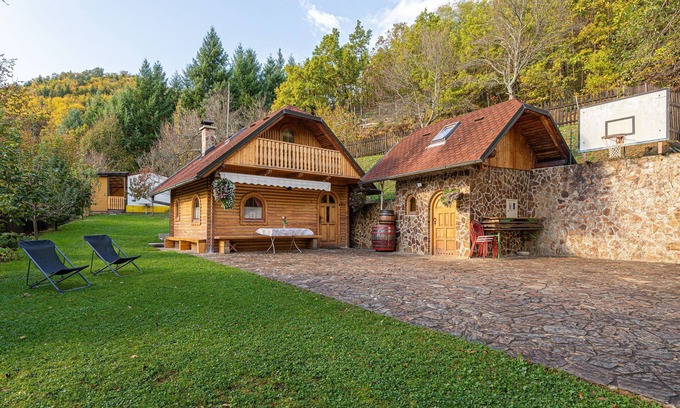Olimje Ski Chalet | Discover Rudnica Hill Lodge: Family-Friendly Retreat in Slovenia