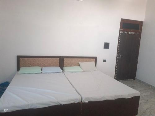 Etawah Hotel | Rudra hotel