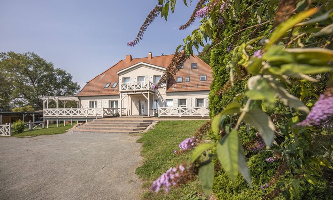 Bergen auf Ruegen Apartment | Serene Getaway at Gutshaus Silvitz on Beautiful Rügen