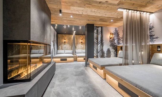 Ruhpolding Hotel | Experience Ruhpoldinger Hof: 4-Star Retreat with Spa & Pool