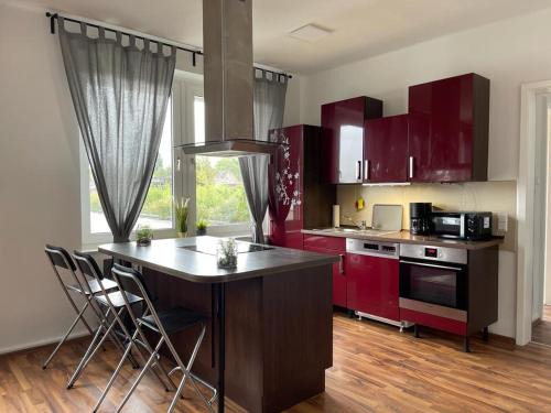 Herne Apartment | Conveniently Located Ruhrpott Apartment - Pet & Child Friendly