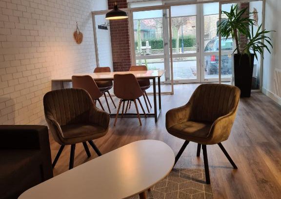 Yerseke Apartment | Spacious Apartment in Yerseke for 6 with Ocean Views