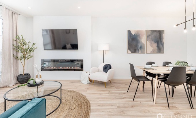 Leduc County House | Ideal RUISSEAU Retreat for Families - 10/10 Guest Rated
