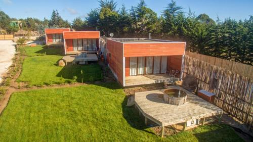 Pichilemu Hotel | Ruka Lobos: Family-Friendly Stay with Hot Tub & Breakfast