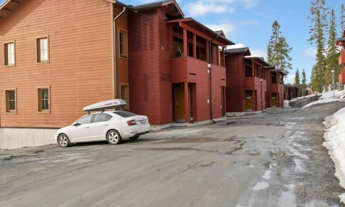 Rukatunturi House | Discover Ruka Sunhill: Top-Rated Hotel with Spa & Lake Views