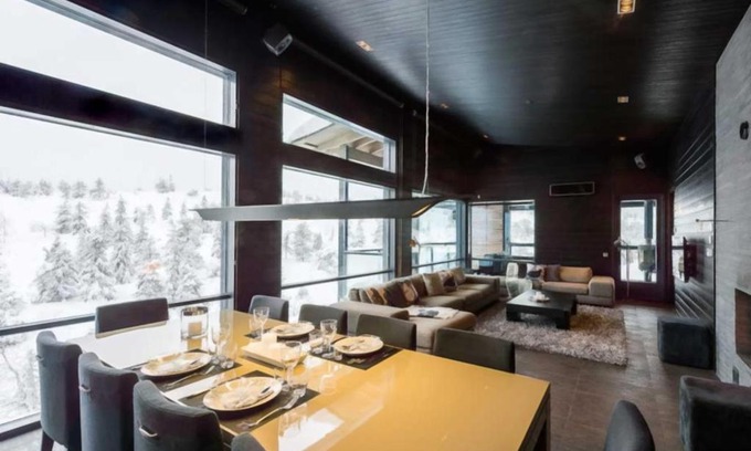 Rukatunturi Villa | Experience Rukanhuippu: 5-Star Stay with Hot Tub Access