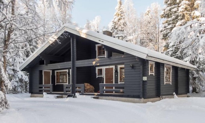 Rukatunturi House | Relaxing Lake View Retreat: Rukantaika 1b by Interhome