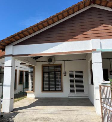 Masjid Tanah House | Explore Rumah Armand: Pet & Child Friendly Retreat 10/10