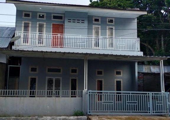 Balige Villa | Relax at Rumah Singgah 4G with Hot Tub & Kitchen Access
