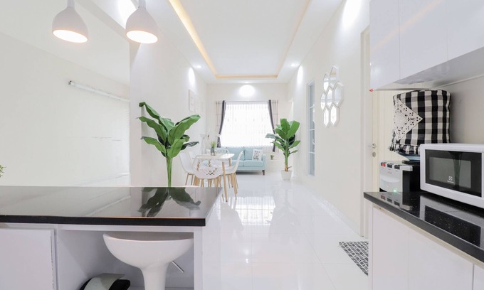 Depok Villa | Inviting Rumah Teteh - Seturan with Breakfast & Family Amenities